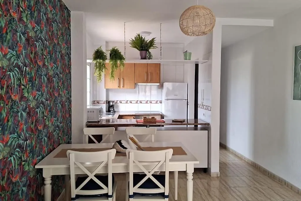 Tropical Apartment - Heated Pool Palm-mar 0*,  Spain