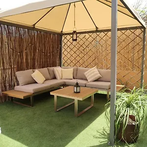Spacious With Large Private Garden In Mar Apartamento
